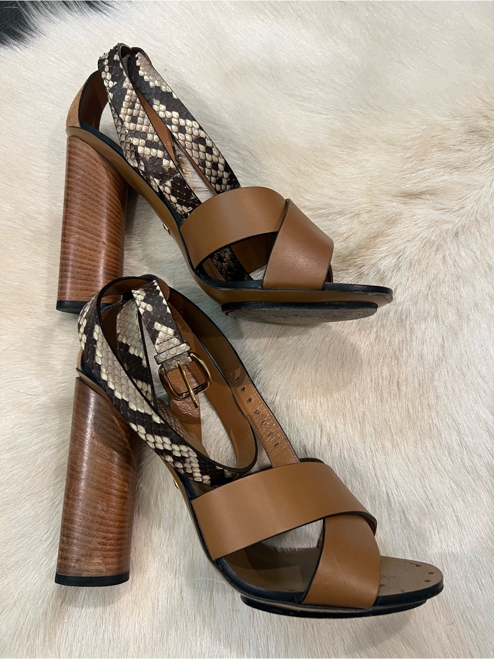 GUCCI Anaconda Sandals, size 7.5 (37.5)